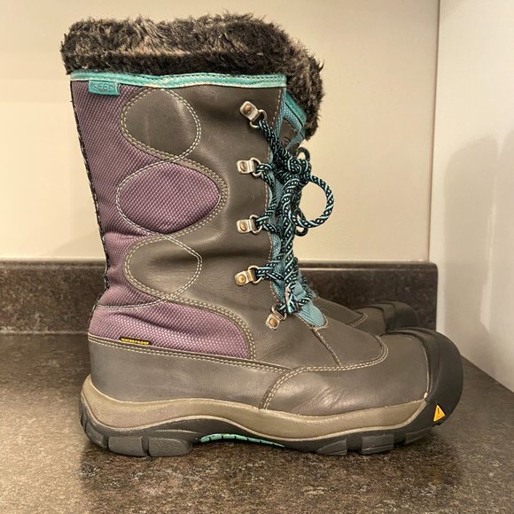 Keen Kelsey Insulated Boots - Size 6 - Picture 2 of 8